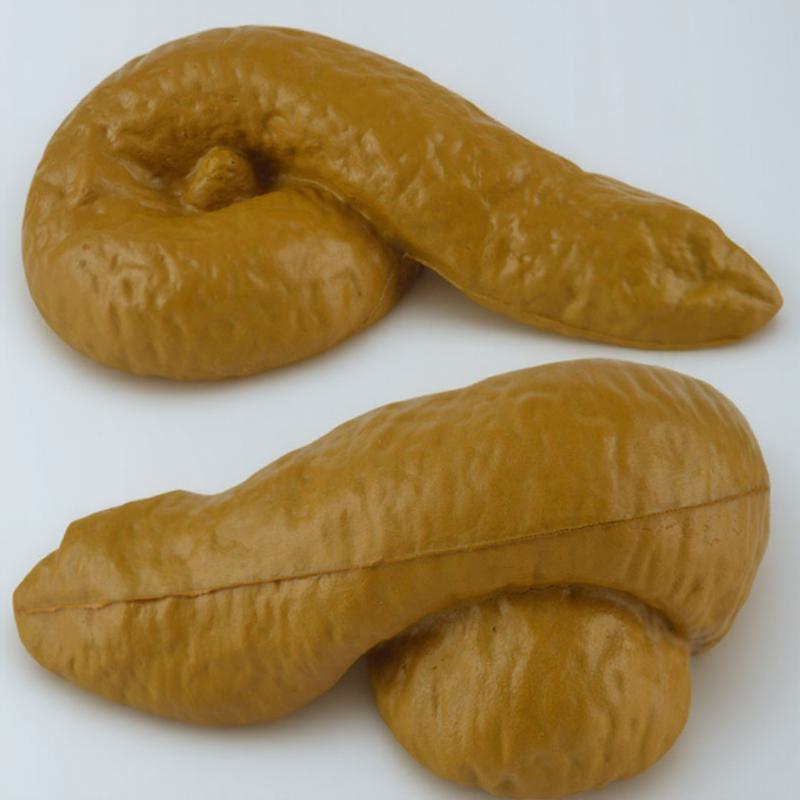 Fake Poop Gag Gift - リアルな質感の偽のうんち。柔らかく、柔軟性があり、握って遊べる。オフィスや机でのいたずら、エイプリルフールのパーティー、ジョーク、ユーモアに最適なプレゼント。
